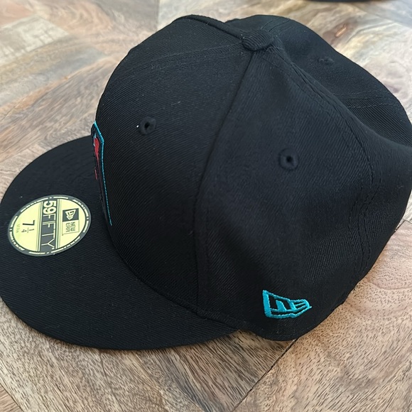 NEW ERA 59FIFTY ARIZONA DIAMONDBACKS ALTERNATE 2023 AUTHENTIC COLLECTION FITTED - Picture 4 of 6
